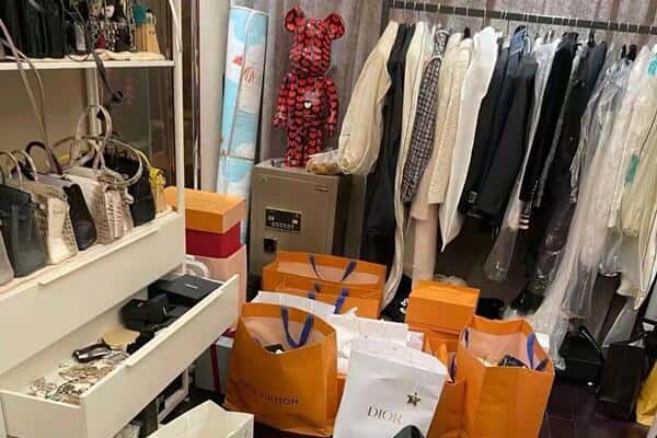 临汾市侯马回收一线品牌衣服